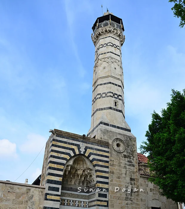 Ceyhan Depreminde Hasar Gören Adana Ulu Camii Minaresi Fotogrametrik Fotogrametrik Rölöve Çizimi — kullanıcı tarafından seçilen görsel